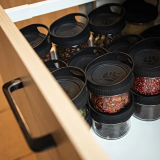 Glasbehållare 235 ml, med lock för upphängning – photo 8