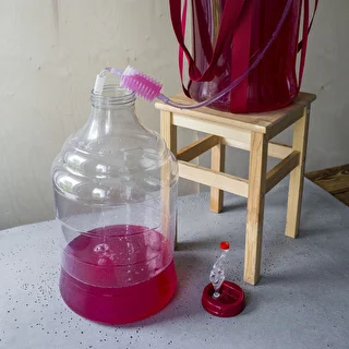 Lätt, okrossbart vinkärl med bärremmar, 20 L – photo 21
