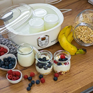 Yoghurtmaskin och burkar för barn – photo 16