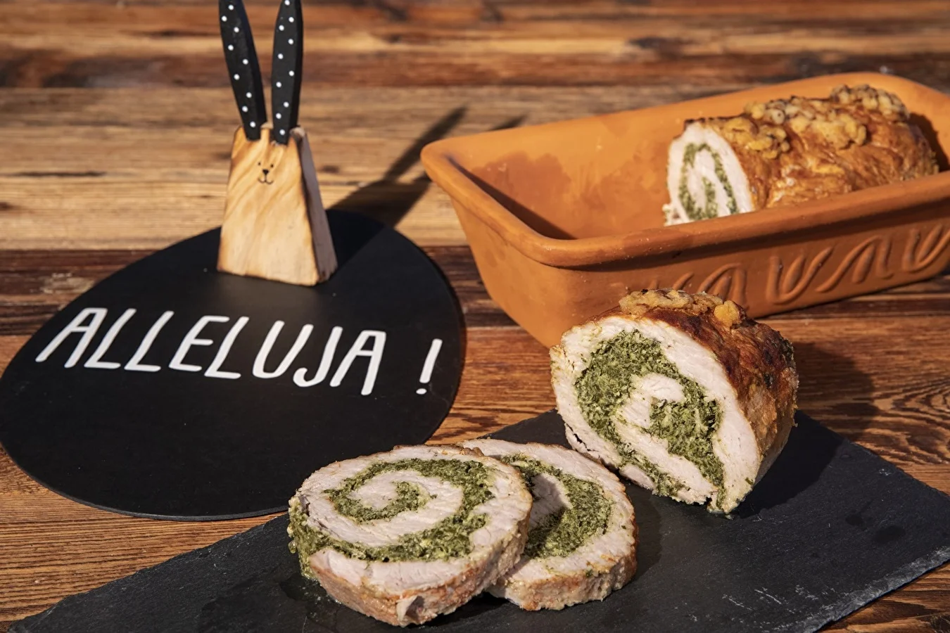 Rullad fläskytterfilé med spenat och feta i lergryta