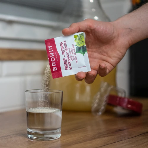 Bayanusjäst + näring - vita och roséviner - 5