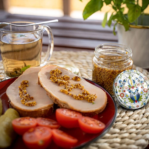 Burk med en kapacitet på 212 ml, med färgglada lock ø 66. - 14