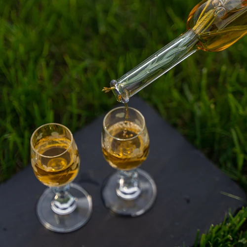 Flaska för likör 200 ml 6 st.+ 6 korkar 23/18 - 8