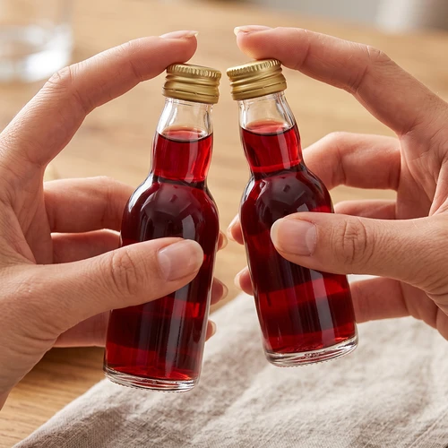 Flaska ”Maluch” med guldfärgat skruvlock, 40 ml, 10 st. - 9