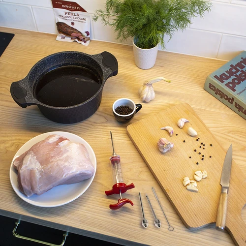 Injektionsspruta 30 ml + 3 nålar + rengöringsborste - 10