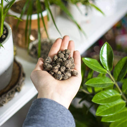 Keramzit för krukväxter, trädgårdsskötsel och skogar i glas 10–20 mm, 4L - 13