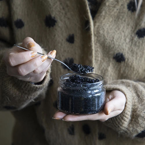 Låg burk 200ml - med guldfärgat lock fi 82/6, 6st. - 7