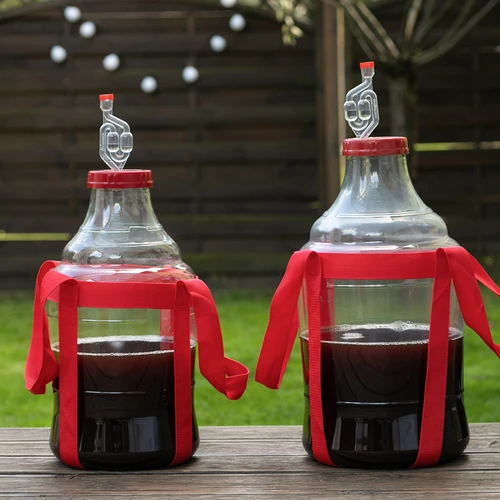 Lätt, okrossbart vinkärl med bärremmar, 10 L - 9