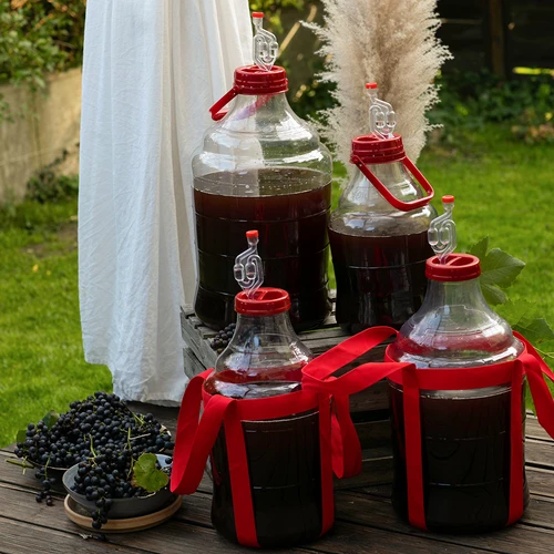 Lätt, okrossbart vinkärl med bärremmar, 15 L - 13