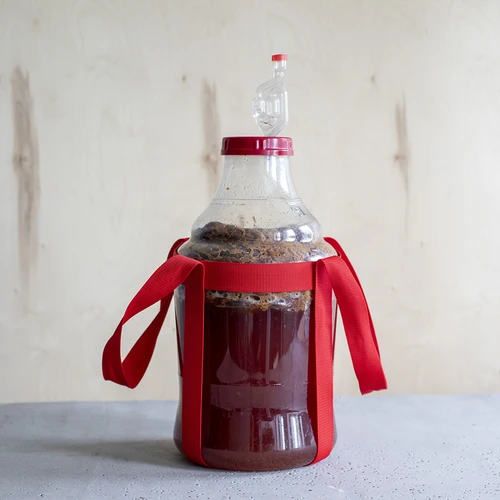 Lätt, okrossbart vinkärl med bärremmar, 15 L - 14