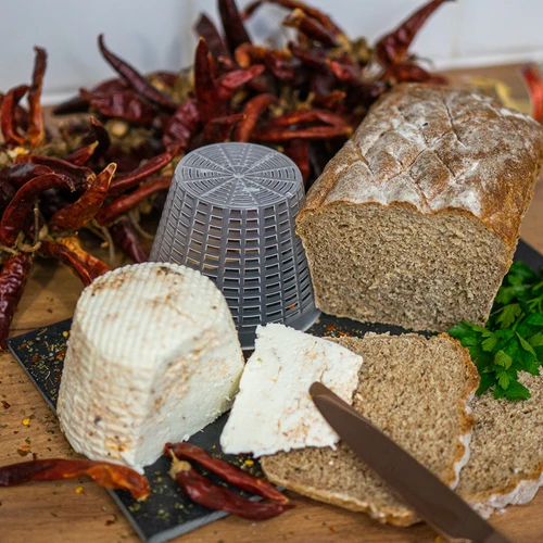 Ostform för ricotta Ø 6,5 x 7,8 cm för 400 g - 5