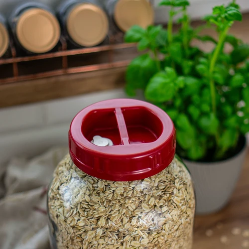 Plastlock fi 100 twist-off med hål och kork - 8