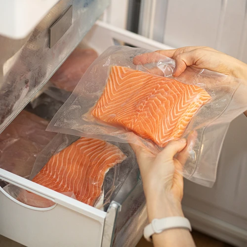 Präglad folie i ärm – för vakuumförseglare, 28x600cm - 10