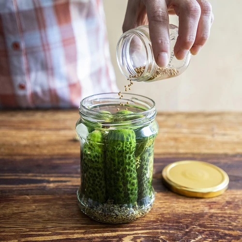 Räfflad burk 500ml - med guldfärgat lock fi 82/6, 6 st. - 6