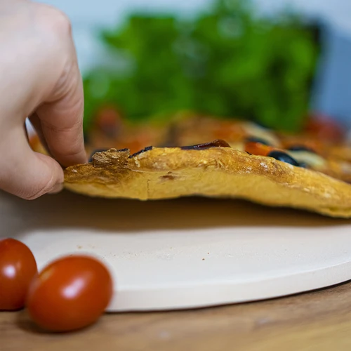 Rund pizzasten, tillverkad av kordierit, diameter 33 cm - 13