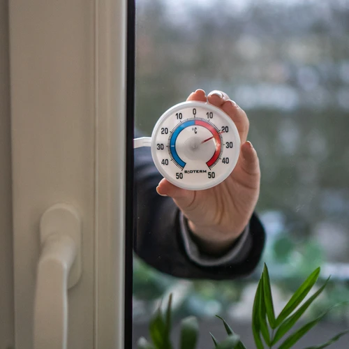 Universell termometer, självhäftande (-50°C till +50°C) Ø 7,2cm - 3