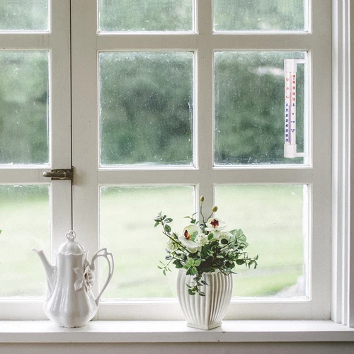 Vit utomhustermometer (-60°C till +50°C) 23cm - 6