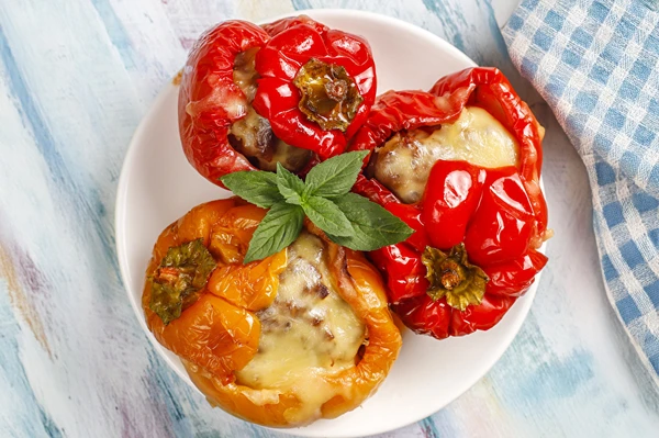 Fyllda paprikor från gasgrillen