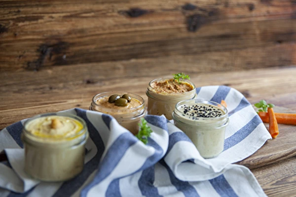 Hummus i olika smakvarianter