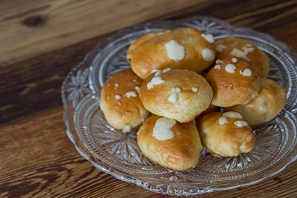 Söta bullar med plommon