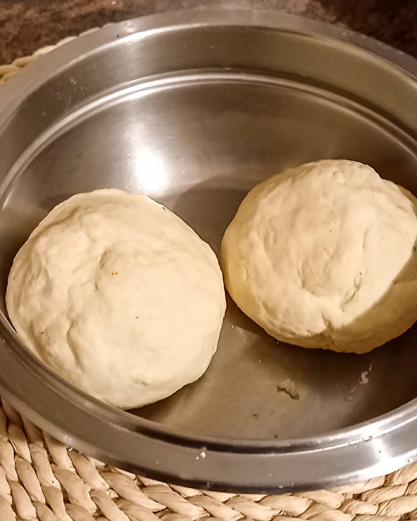 Spenatstjärna av jästdeg