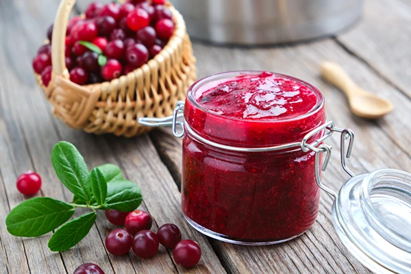 Tranbärskonfityr - till smörgåsar, kött och pastejer