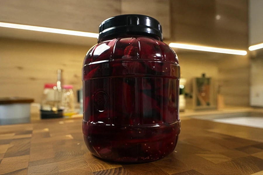 Browin Przepiśnik - Rödbetskvass