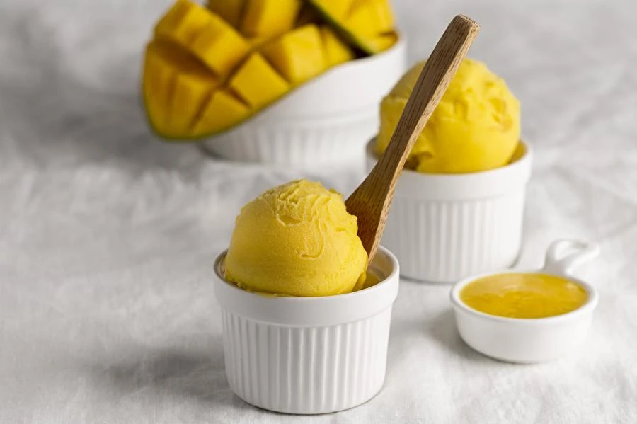 Uppfriskande mangosorbet – naturlig, lätt och full av smak!