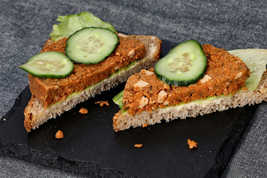 Browin Przepiśnik - Vegansk "mortadella" i skinkkokare