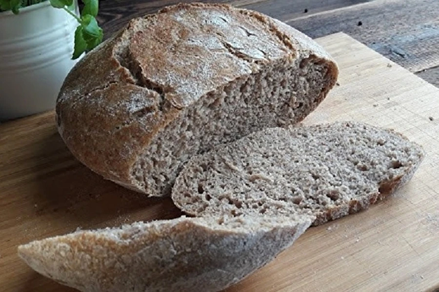 Browin Przepiśnik - Vetebröd med tillsats av fullkornsmjöl